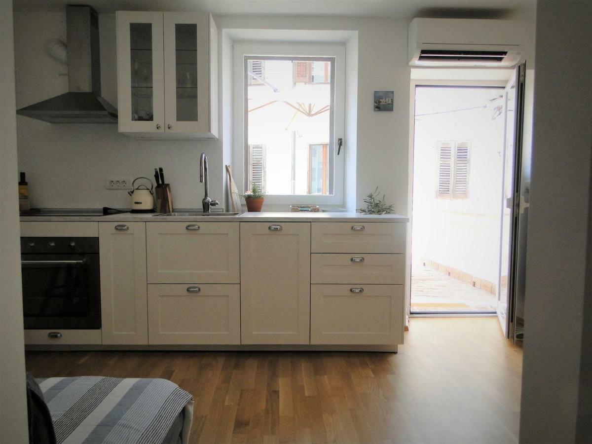 Apartma Na Terasi Izola Exterior foto